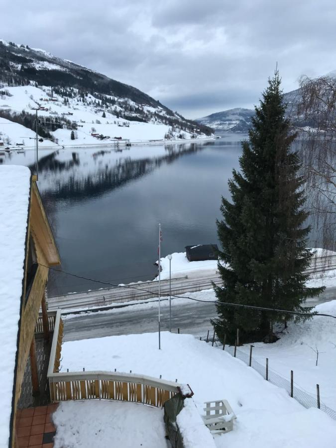 Panorama Fjord Olden Apartman Kültér fotó