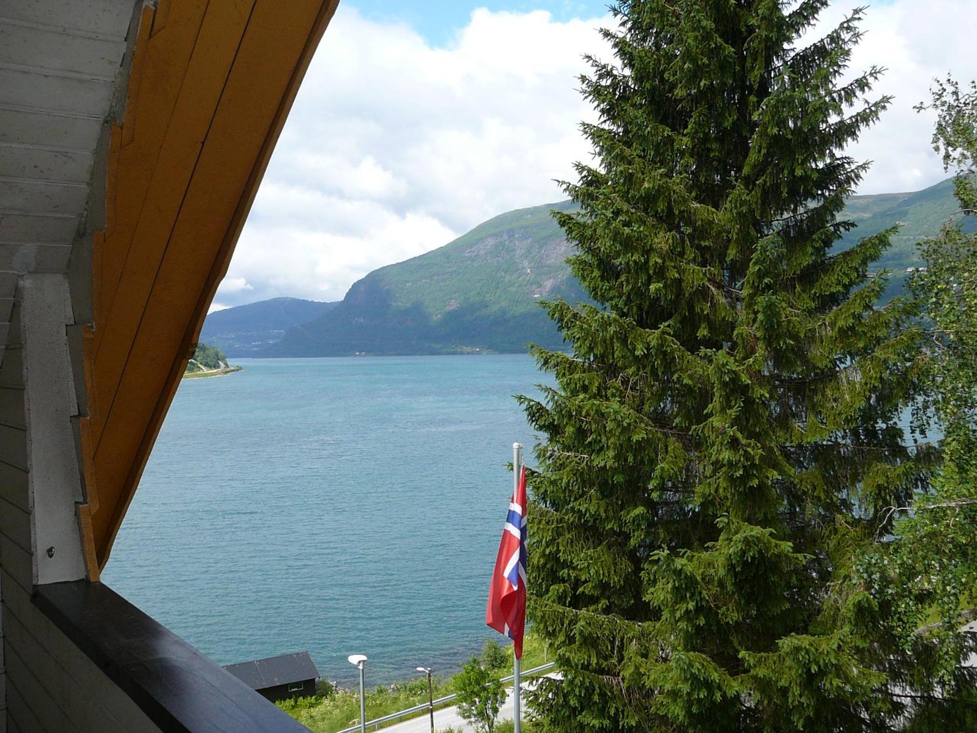 Panorama Fjord Olden Apartman Kültér fotó